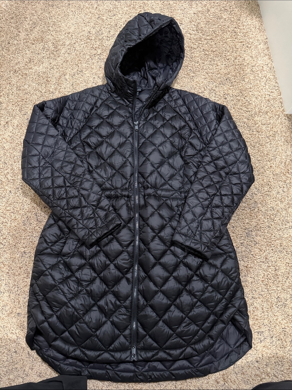 Athleta Whisper Featherless Parka